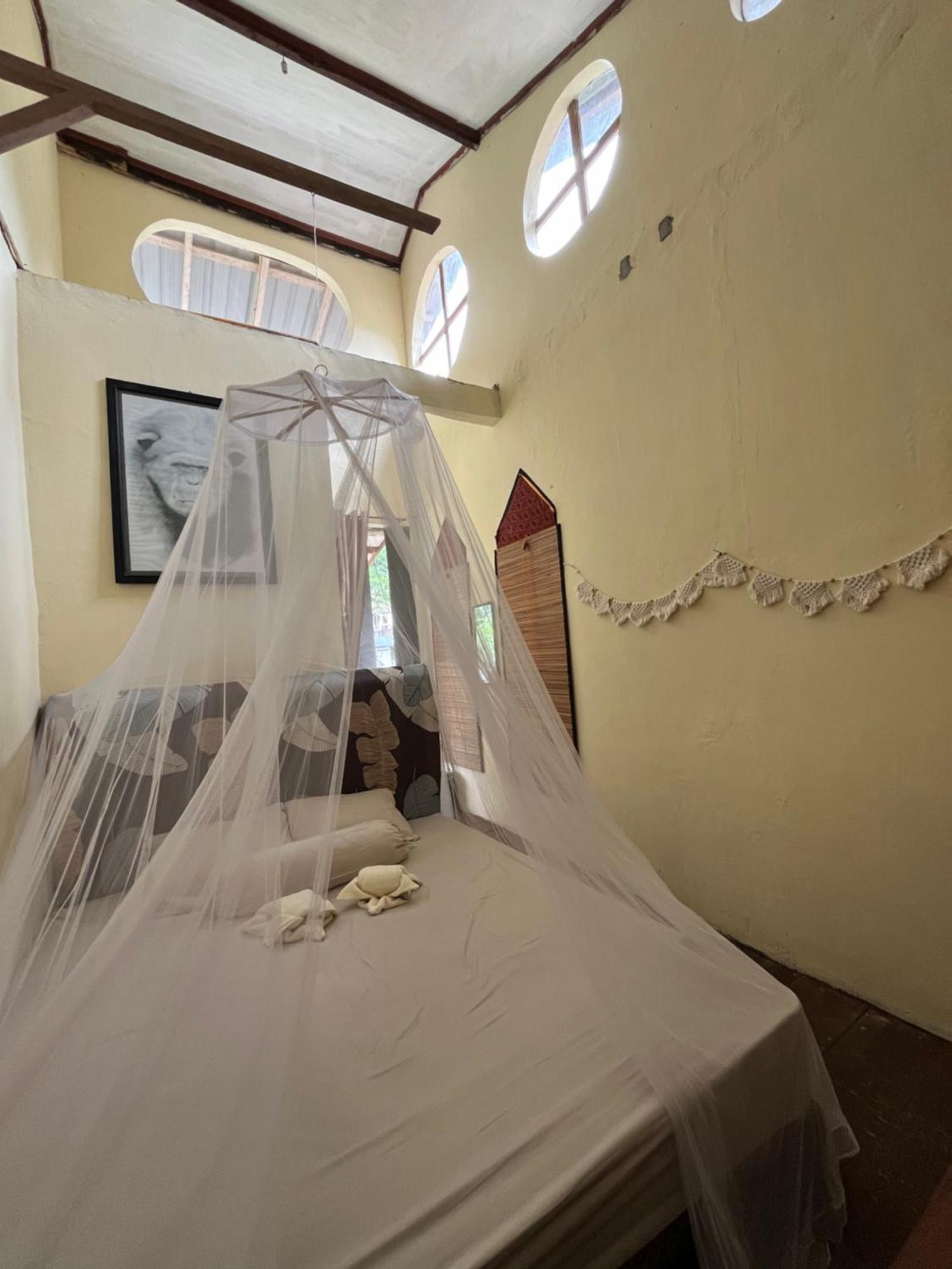 Charlys Little House Ξενοδοχείο Bukit Lawang Εξωτερικό φωτογραφία