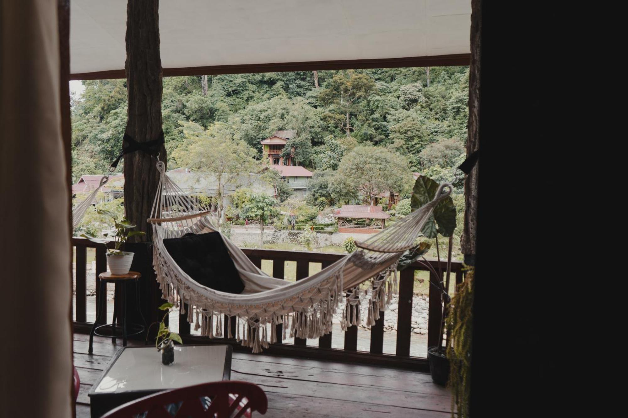 Charlys Little House Ξενοδοχείο Bukit Lawang Εξωτερικό φωτογραφία