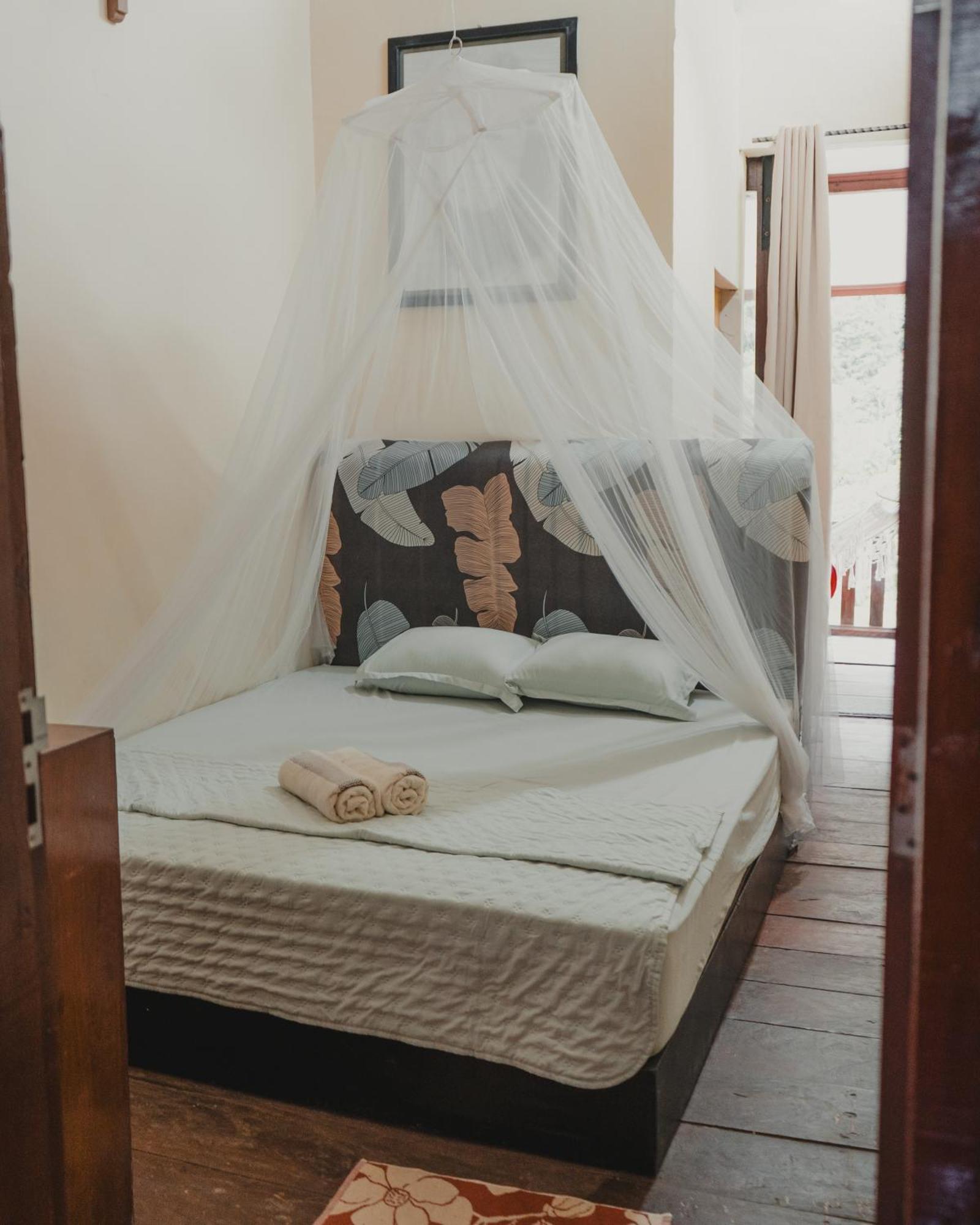 Charlys Little House Ξενοδοχείο Bukit Lawang Εξωτερικό φωτογραφία