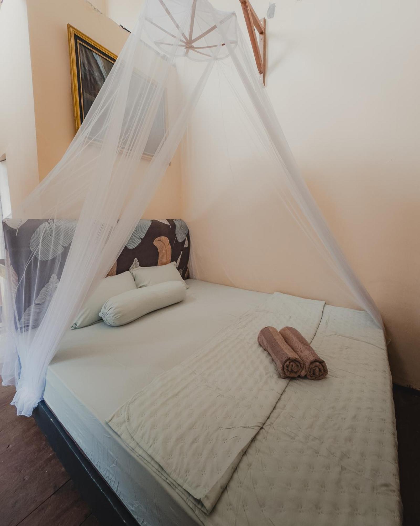 Charlys Little House Ξενοδοχείο Bukit Lawang Εξωτερικό φωτογραφία